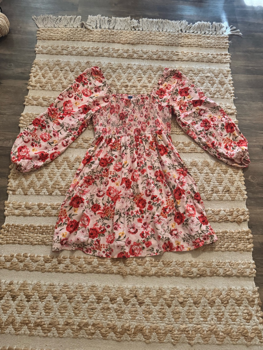 Old Navy Pink Floral Smocked Puff-Sleeve Tunic